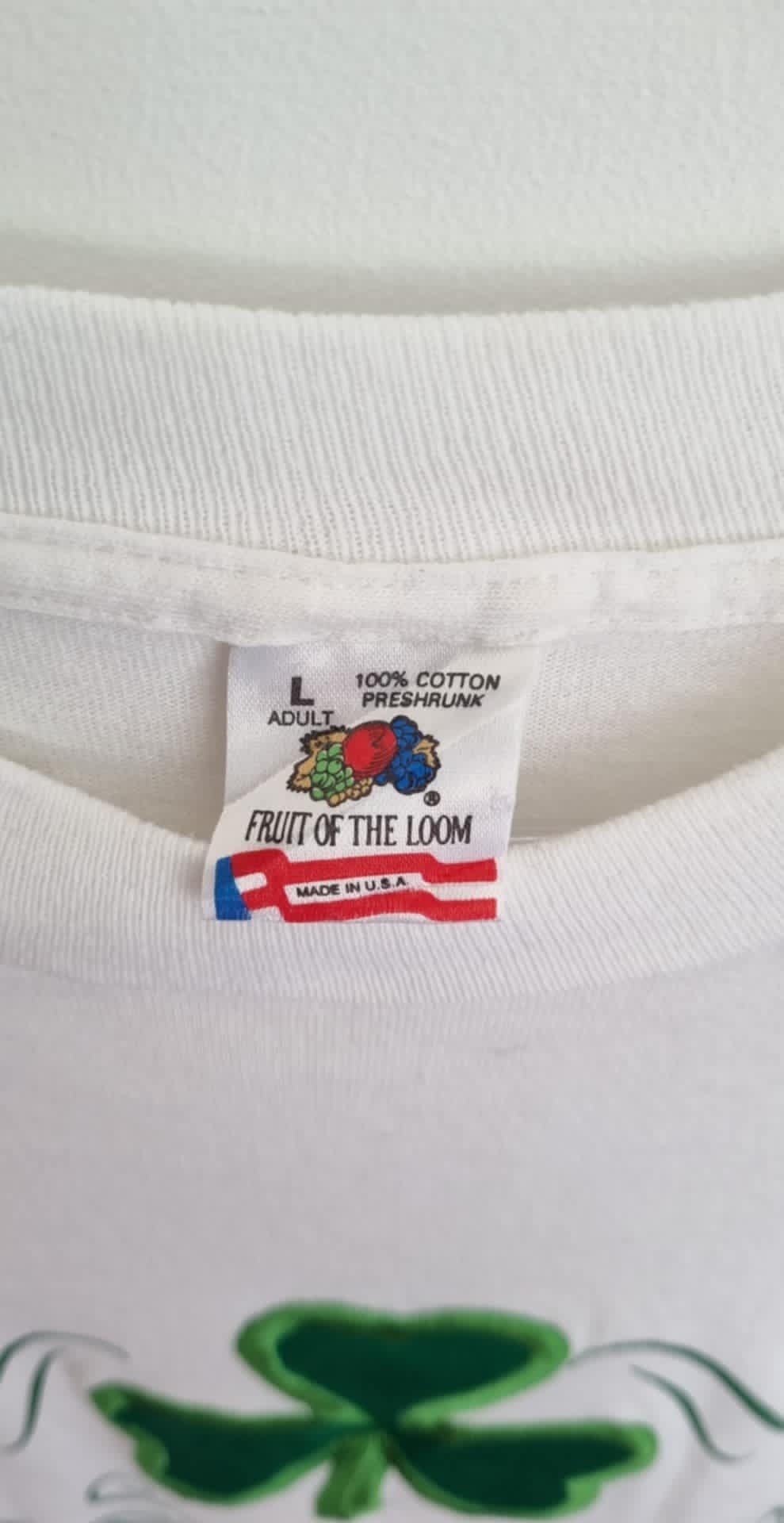 Vintage "Kiss Me I'm Irish" T-Shirt, Size L