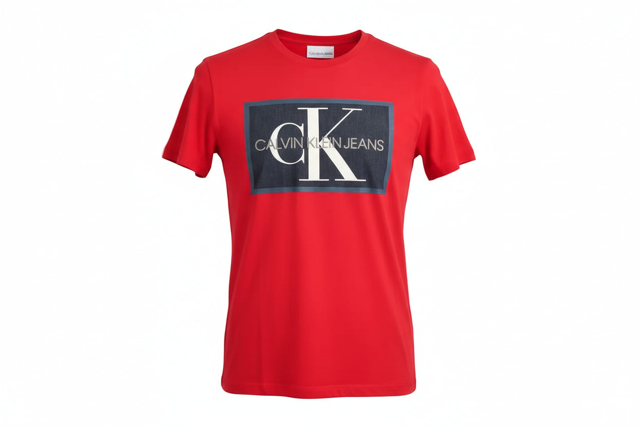 Calvin Klein Tee, Size L